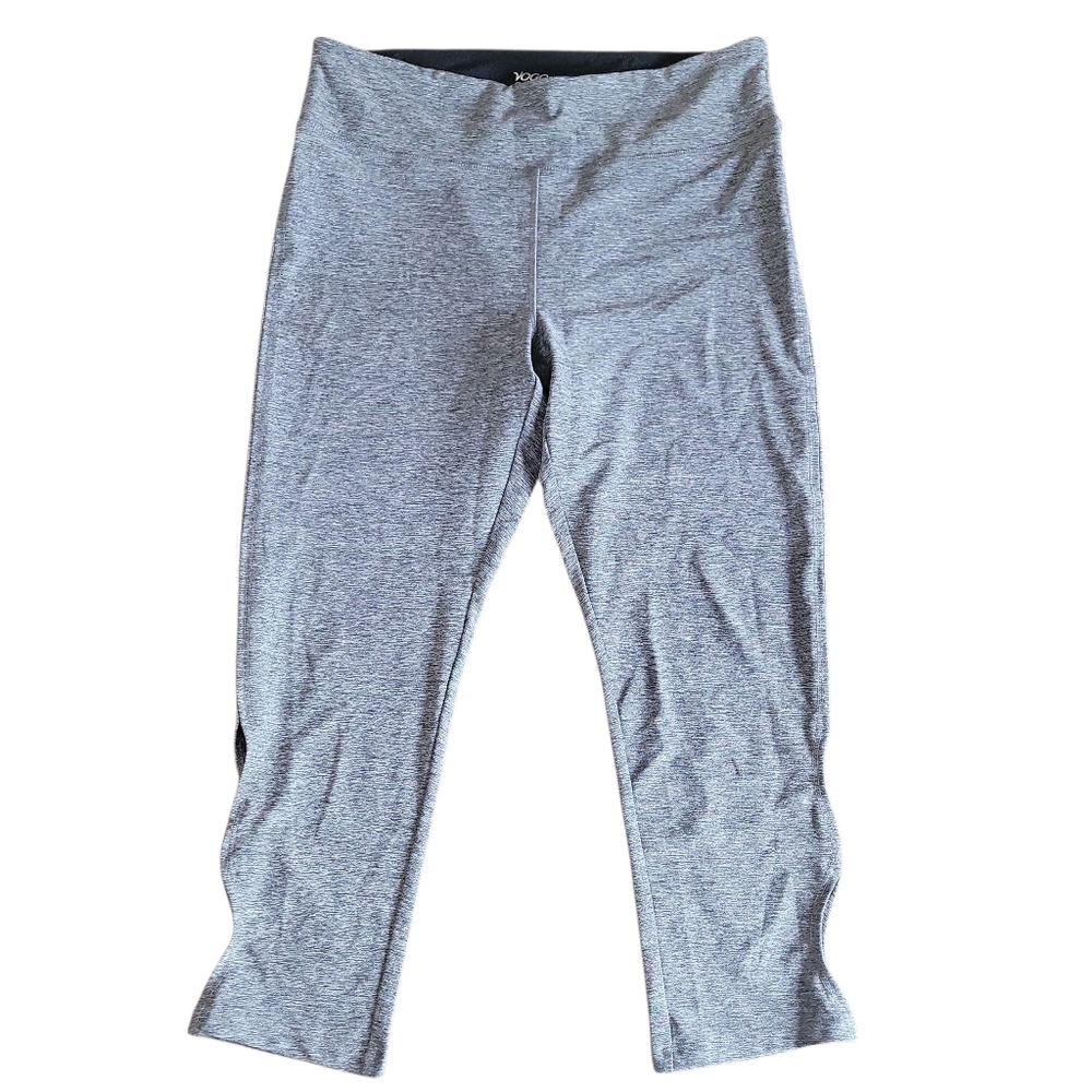 VOGO Grey Heather Cut Out Capri Leggings Women's Size XL